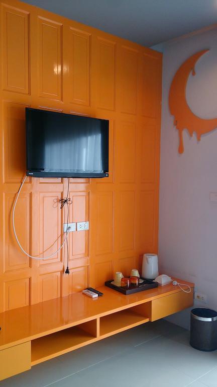 De Ja Moon Hostel شيانغ ماي الغرفة الصورة
